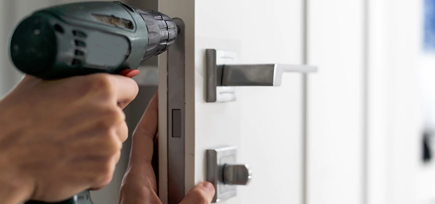 Locksmith For Lock Replacement Near Me in Guadalupe, CA