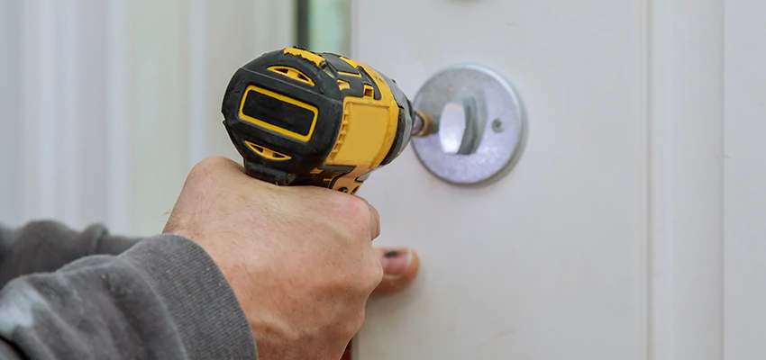 Street Locksmith For Smart Lock Repair in Guadalupe, CA